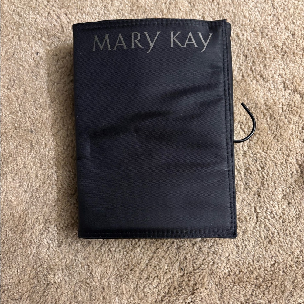 Mary Kay Elegant Black Travel Pouch